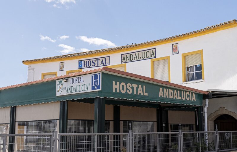 HOSTAL